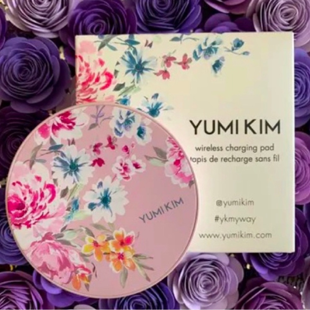 Yumi Kim Wireless Charging Pad